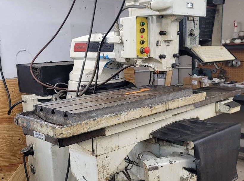 Bridgeport Series 2 CNC Knee Mill, 1980 - 4 HP, with Extra Parts