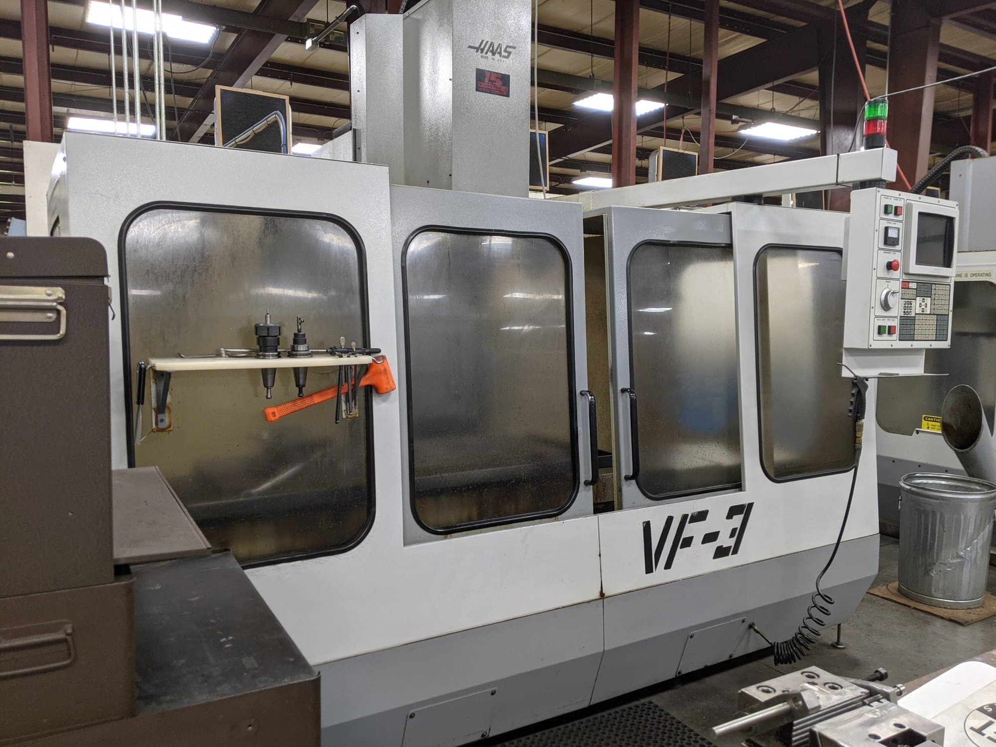 Haas VF-3 VMC, 1994 - Under Power