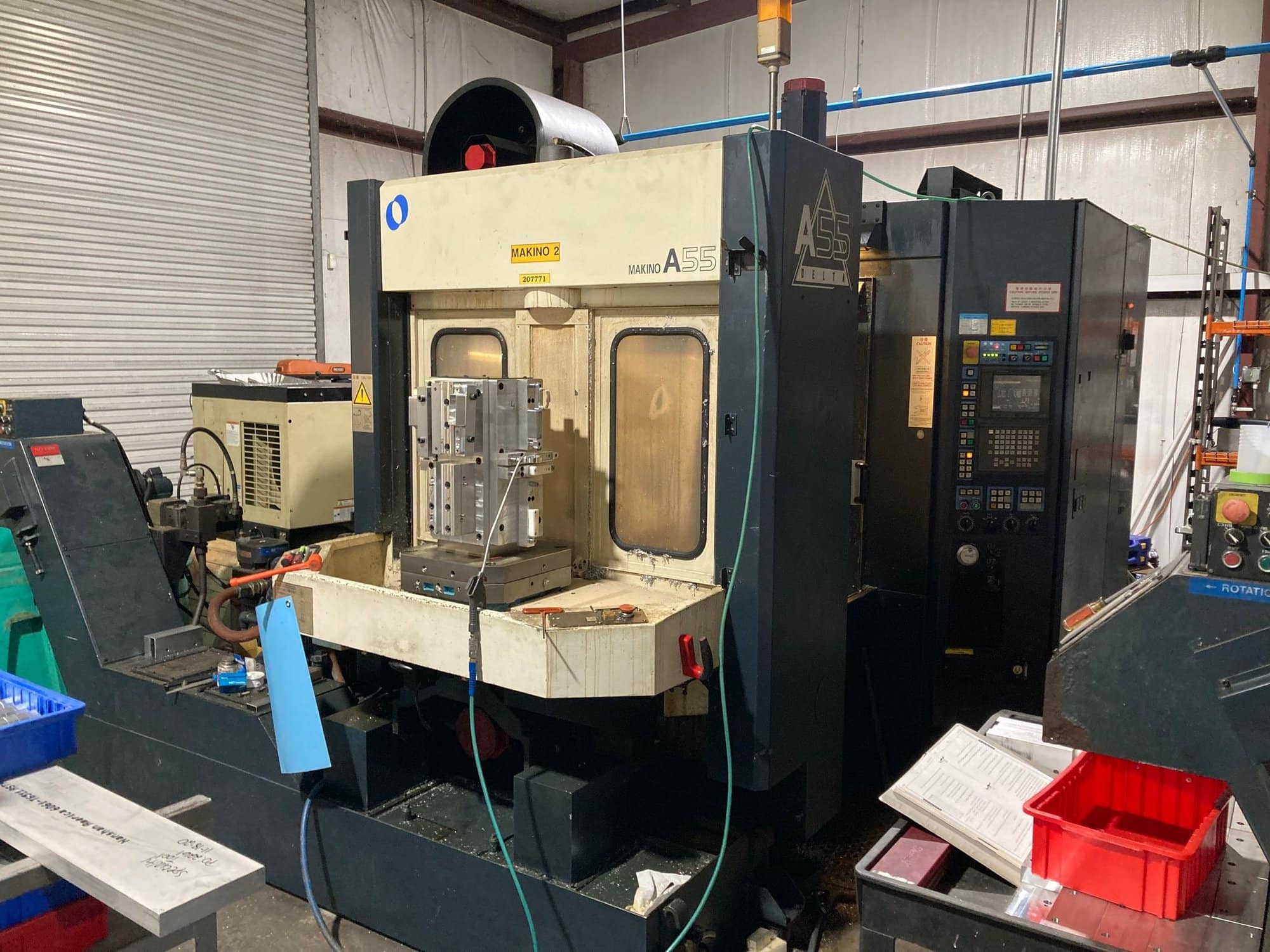 Makino A55 Horizontal Machining Center, 1998- Coolant Thru Spindle