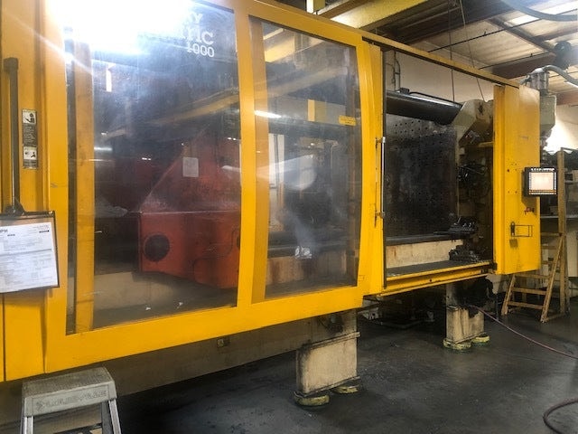 Husky HL-1000 RS155/135 Injection Molding Machine, 2001 - 1000 Ton 296OZ Shot