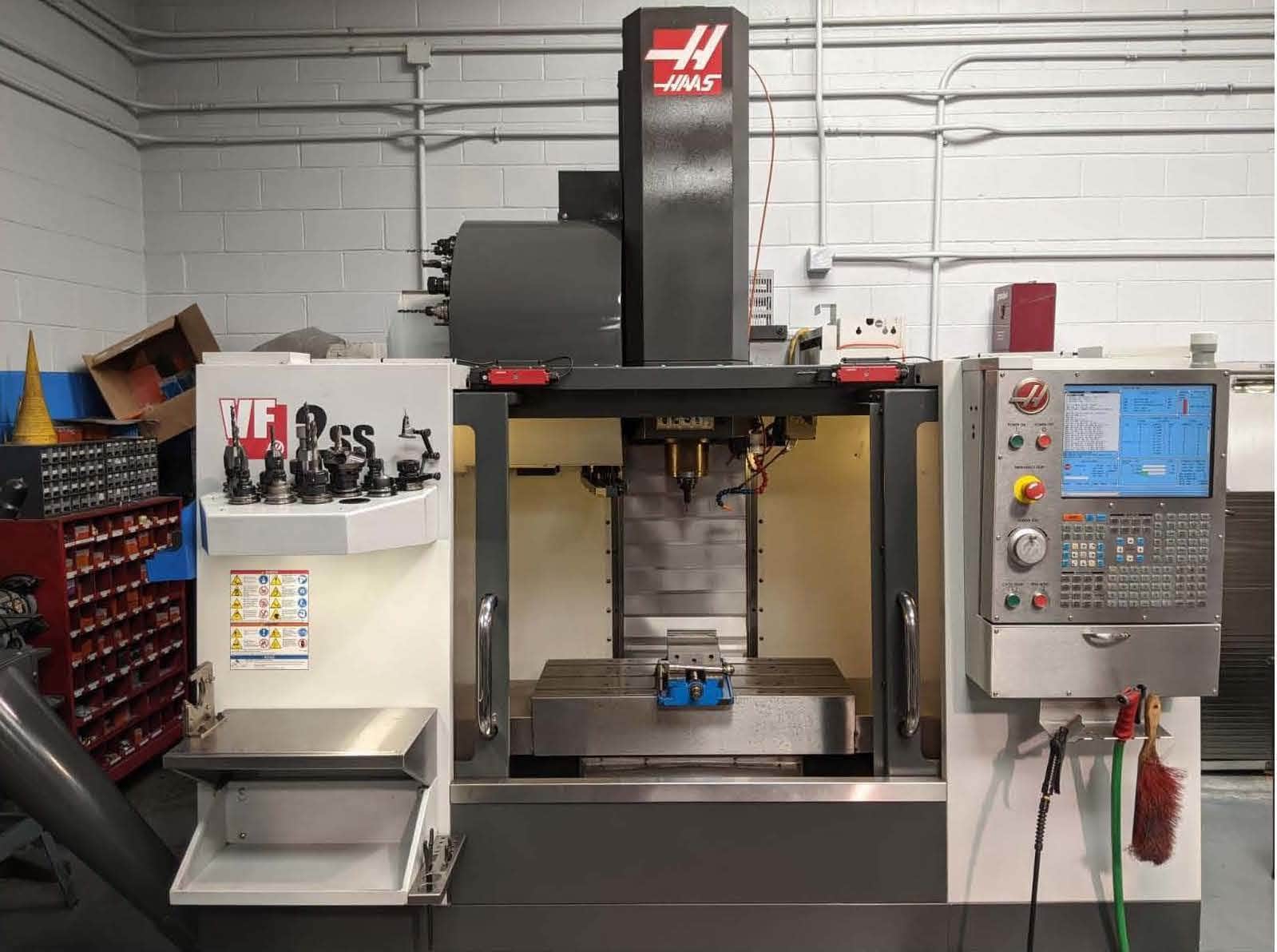 Haas VF-2SS VMC, 2012 - Chip Auger, High Speed Machining