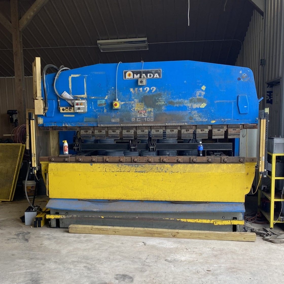 100 Ton x 10' Amada RG-100 CNC Press Brake, 1984 - NC-9EX Control