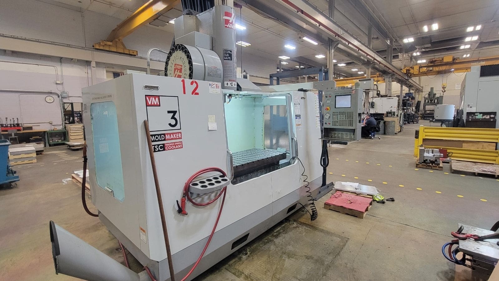 Haas VM-3 VMC, 2006 - 12,000 RPM, New Monitor, Auger