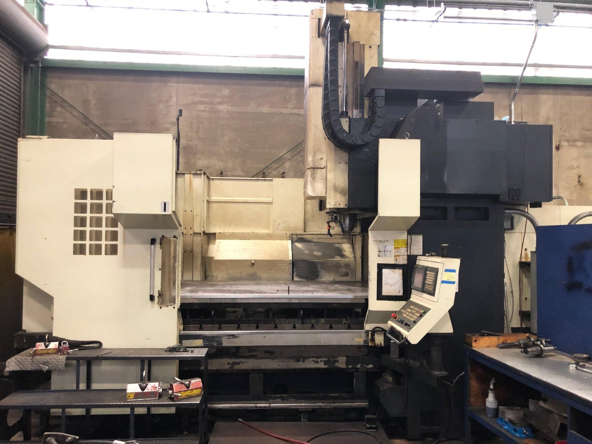 Mighty Viper Pro 2150 AG CNC Bridge Mill, 2007