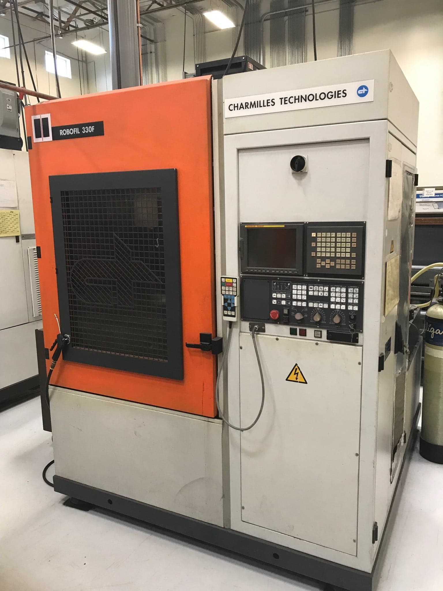 Charmilles Robofil 330F EDM Wire, 1998 - Auto Thread
