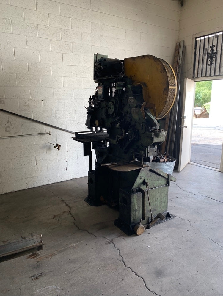 58 Ton Buffalo 1/2 Ironworker, 1955 - Some Tooling Included
