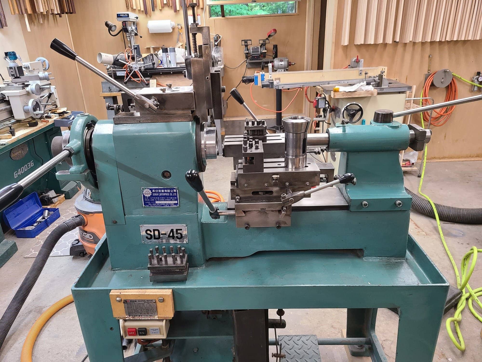 Senday SD-45 Bench Lathe, 2001 - Tailstock