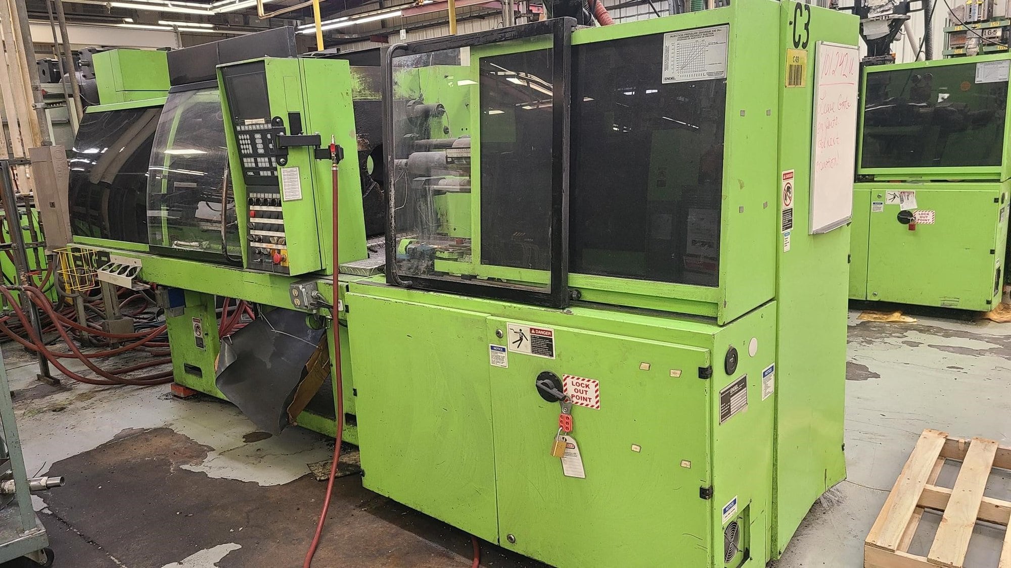 Engel ES330/100 Injection Molding Machine, 2001 - 6.5 OZ. shot
