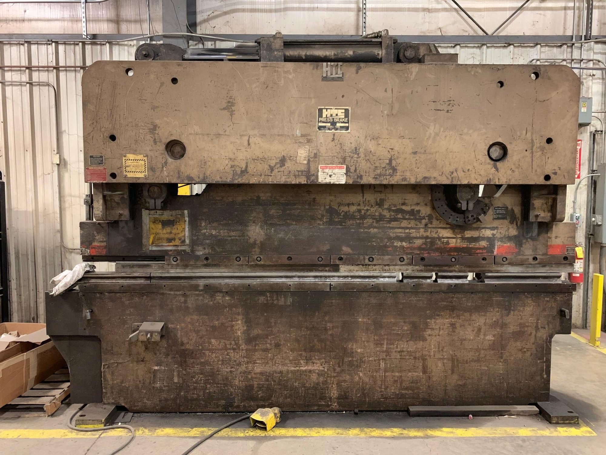 155 Ton x 12' HTC 155-12H Press Brake- Underpower
