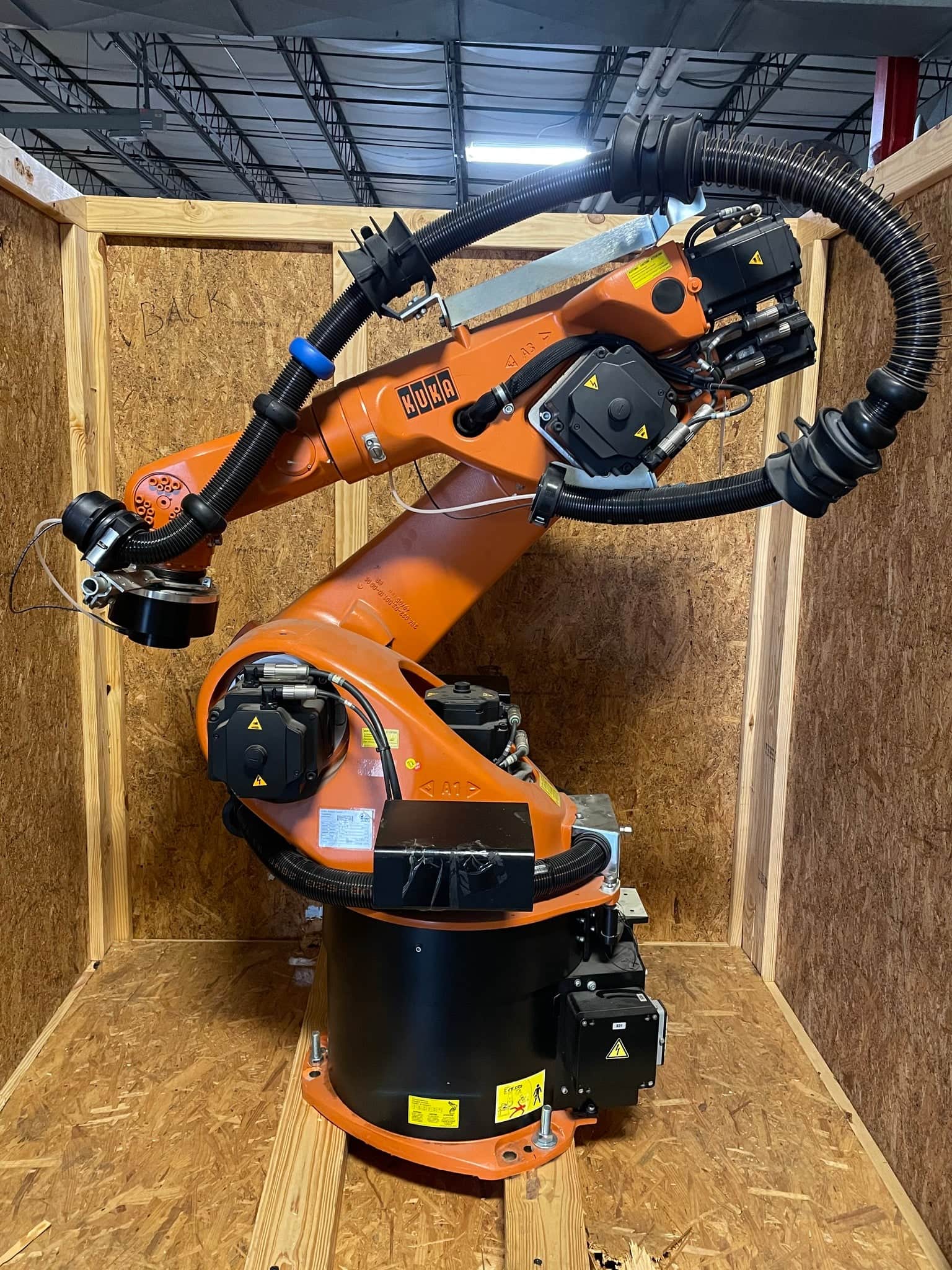 Kuka KR 60-3 CNC Robot, 2005 - Robot Arm, Control, Pendent