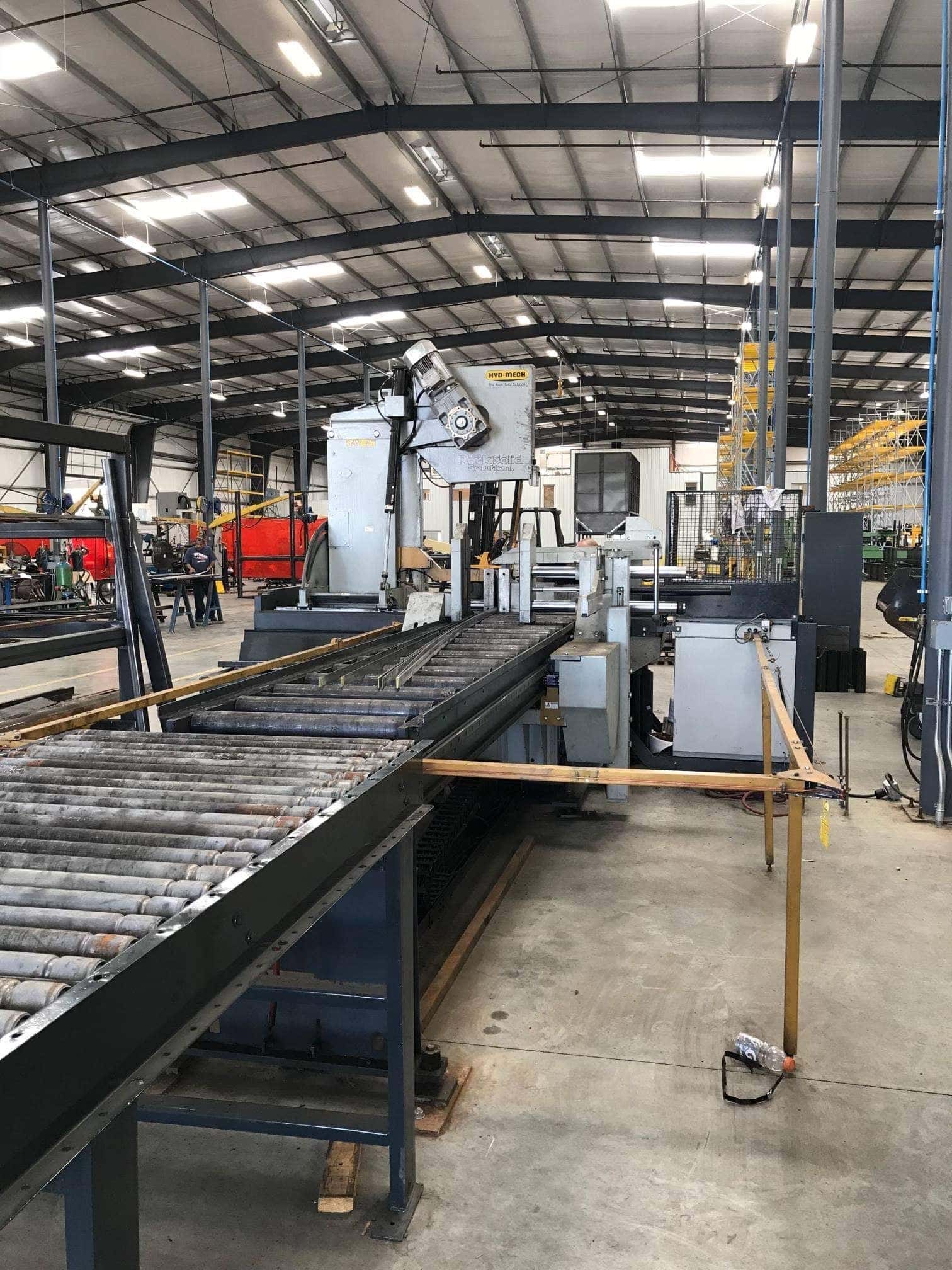 30" x 25" Hydmech V-25 APC Auto Vertical Band Saw, 2016- Top Bundling Vice, Power Conveyors