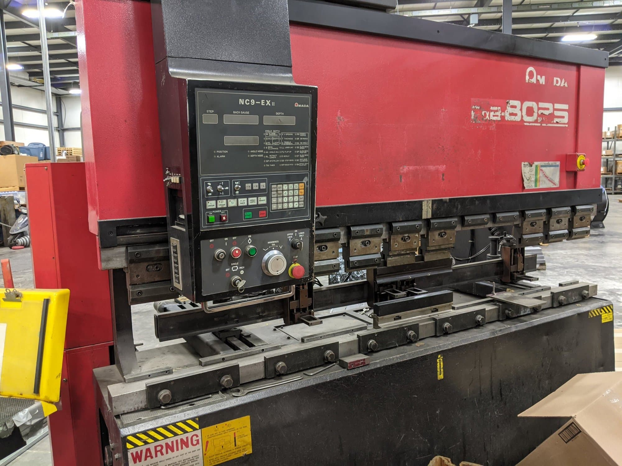 88 Ton x 8' Amada FBD 8025 CNC Press Brake, 1996- NC9-EX II CNC Control