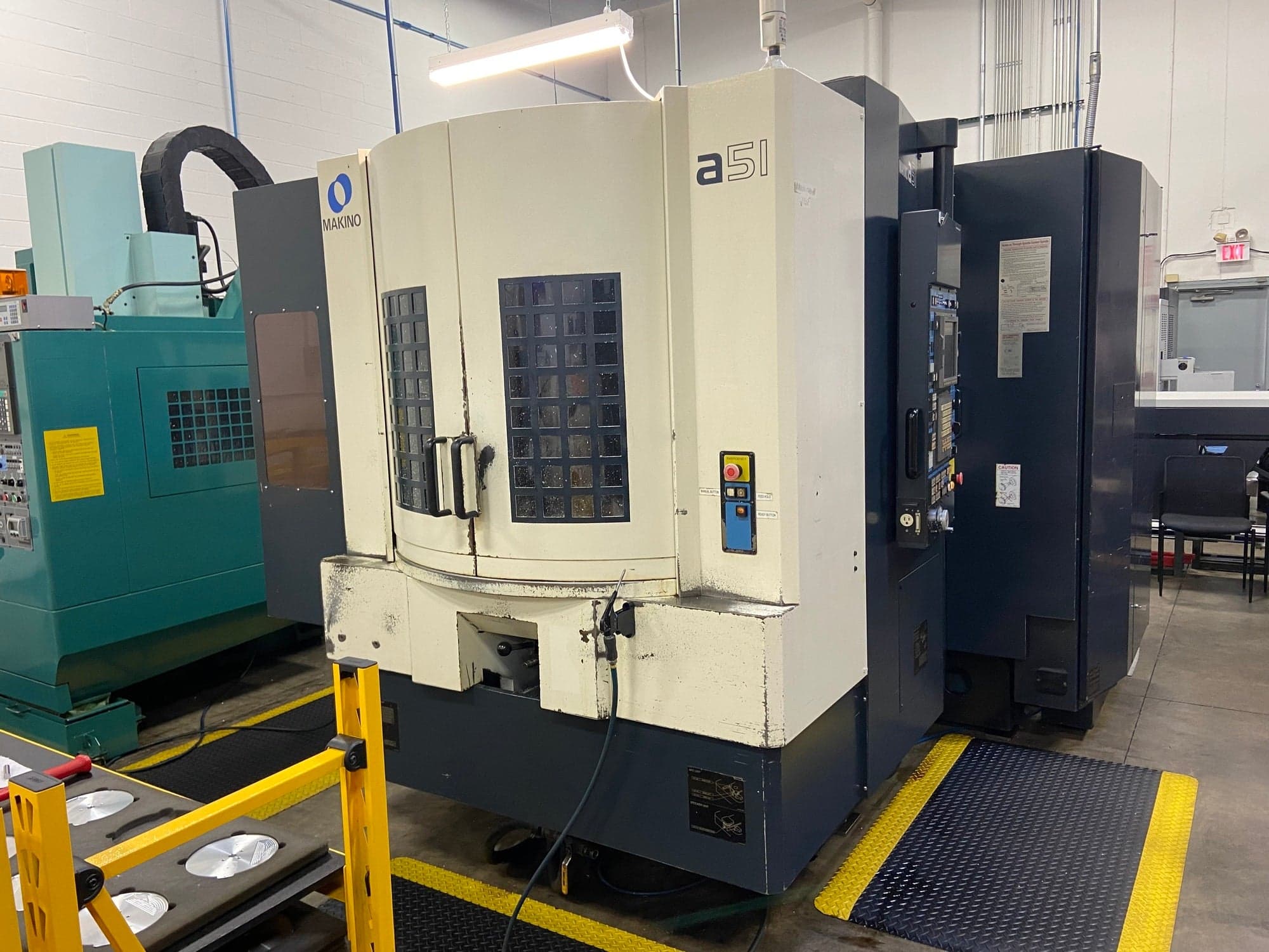 Makino A51 HMC, 2001 - 12,000RPM, TSC, Dual Pallets, 60ATC, Coolant Shower
