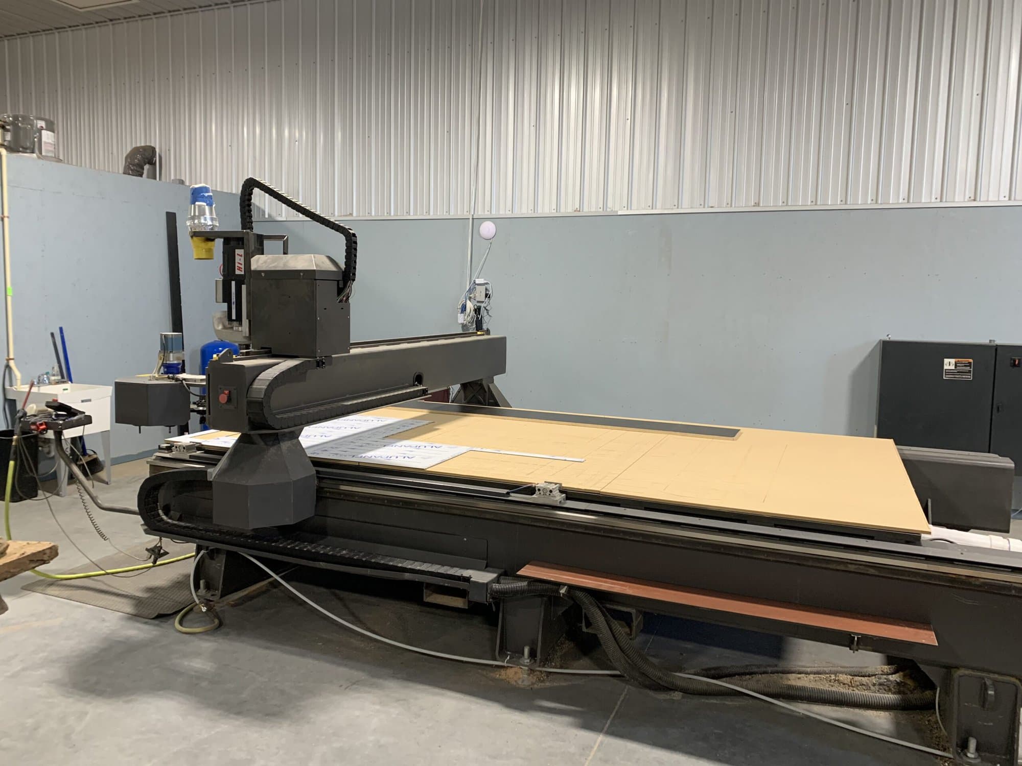 Multicam 5000 CNC Router, 2004 - 7x12'- Accessories Included