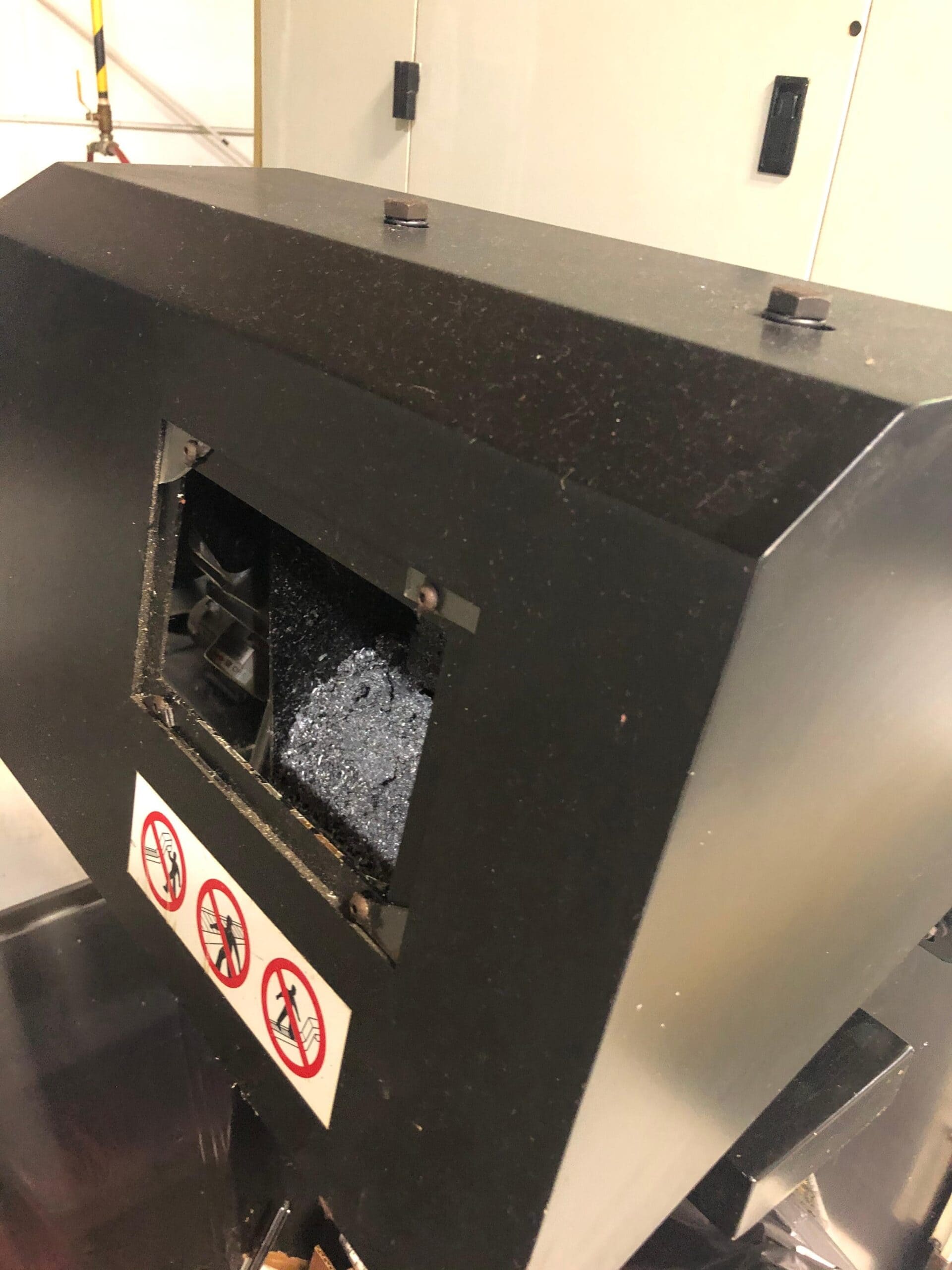 Hurco VMX 24 VMC, 2008 - 4th Axis Rotary Table, Medical, Under Power, Video - Image 18