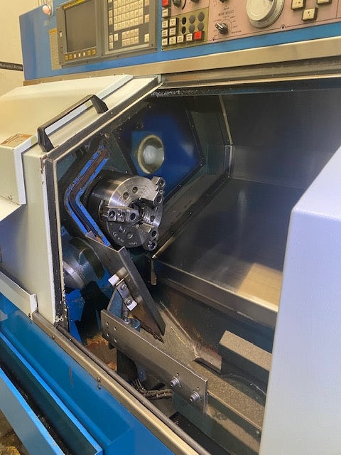 Femco Durga-25E CNC Lathe, 1998 - Tailstock, Fanuc Control, Chip Conveyor - Image 3