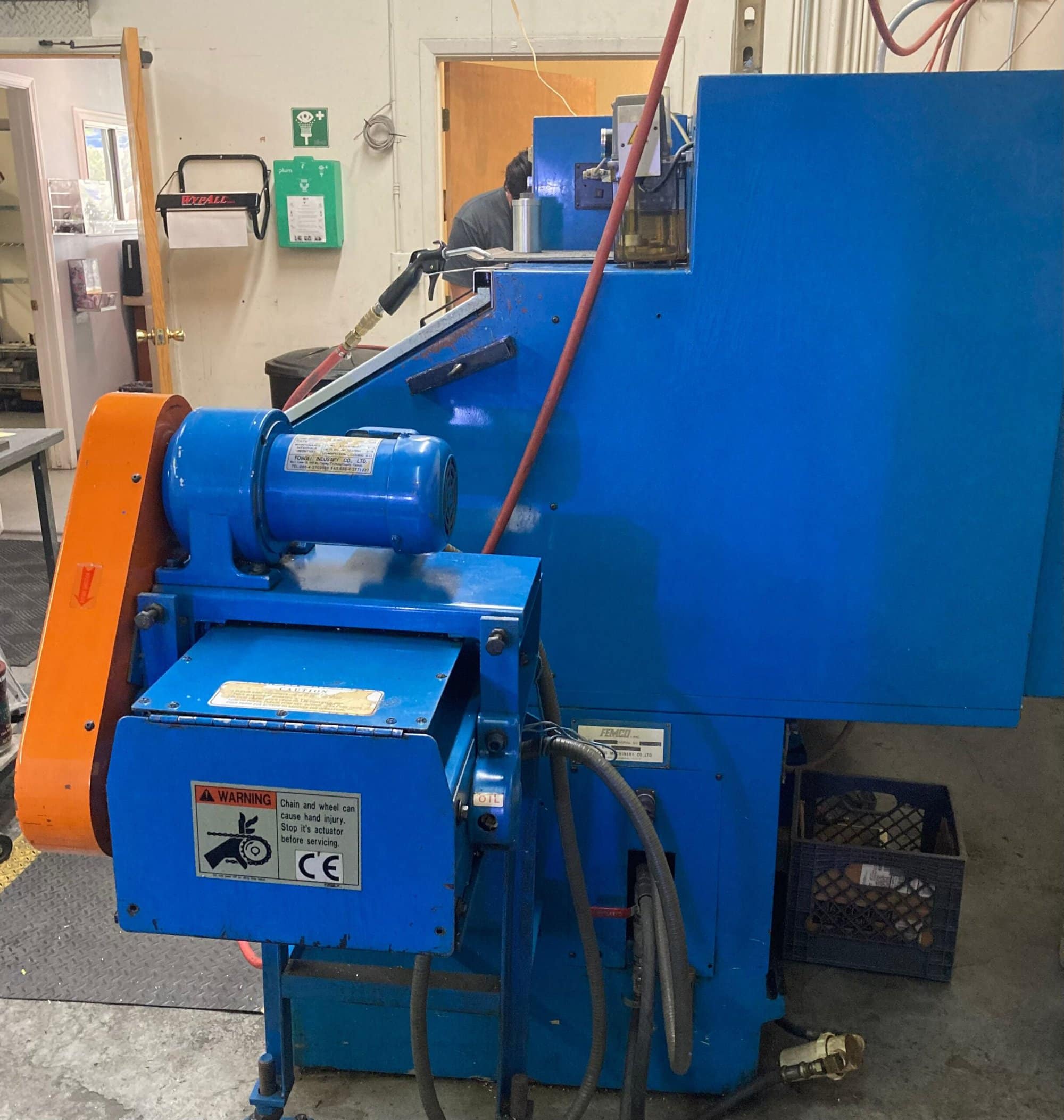 Femco Durga-25E CNC Lathe, 1998 - Tailstock, Fanuc Control, Chip Conveyor - Image 6