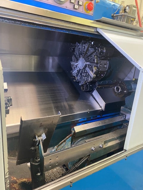 Femco Durga-25E CNC Lathe, 1998 - Tailstock, Fanuc Control, Chip Conveyor - Image 4