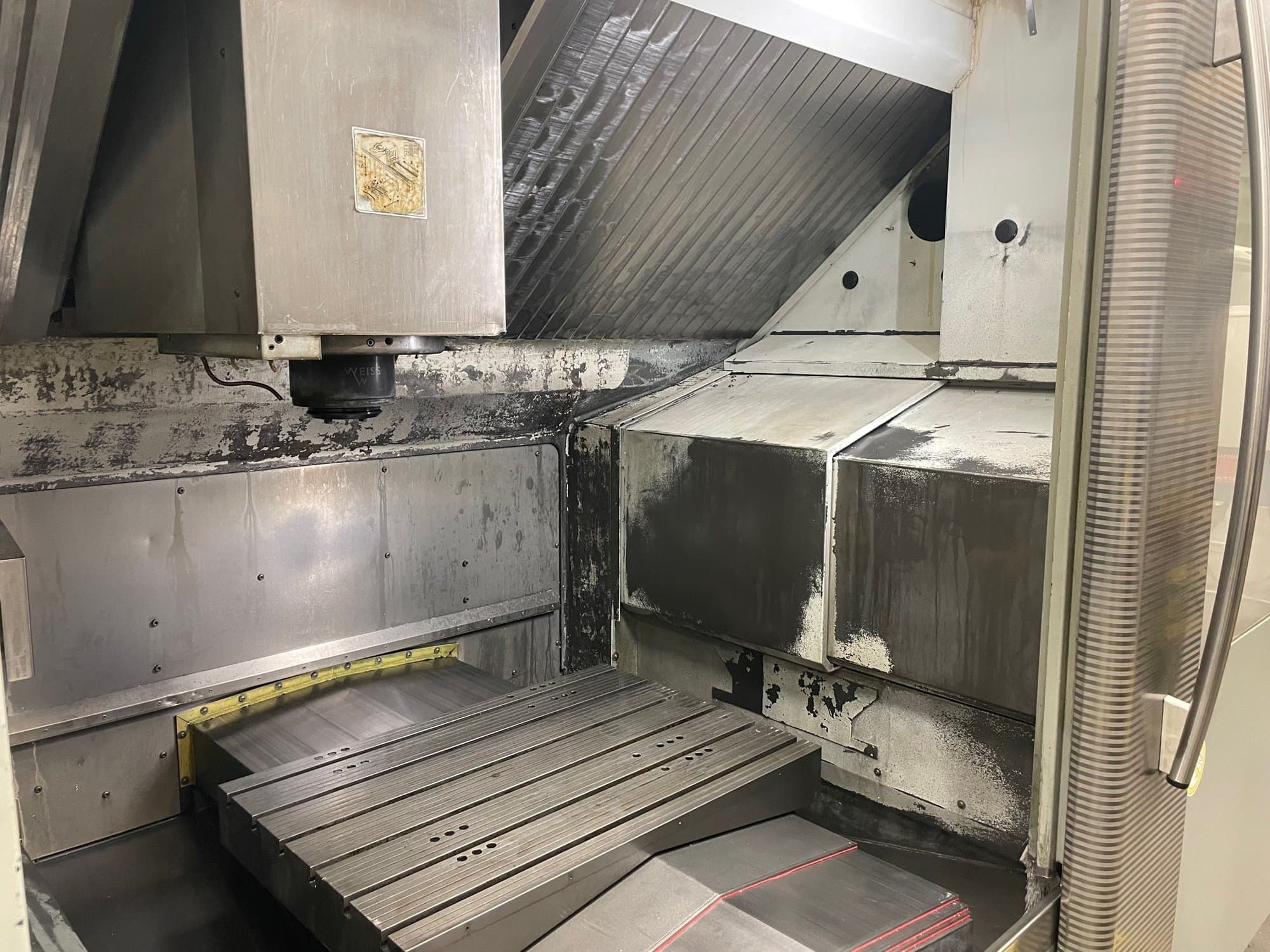 Deckel Maho DMC 64V VMC, 2003- Chip Conveyor, 4th Axis Wired - Image 2