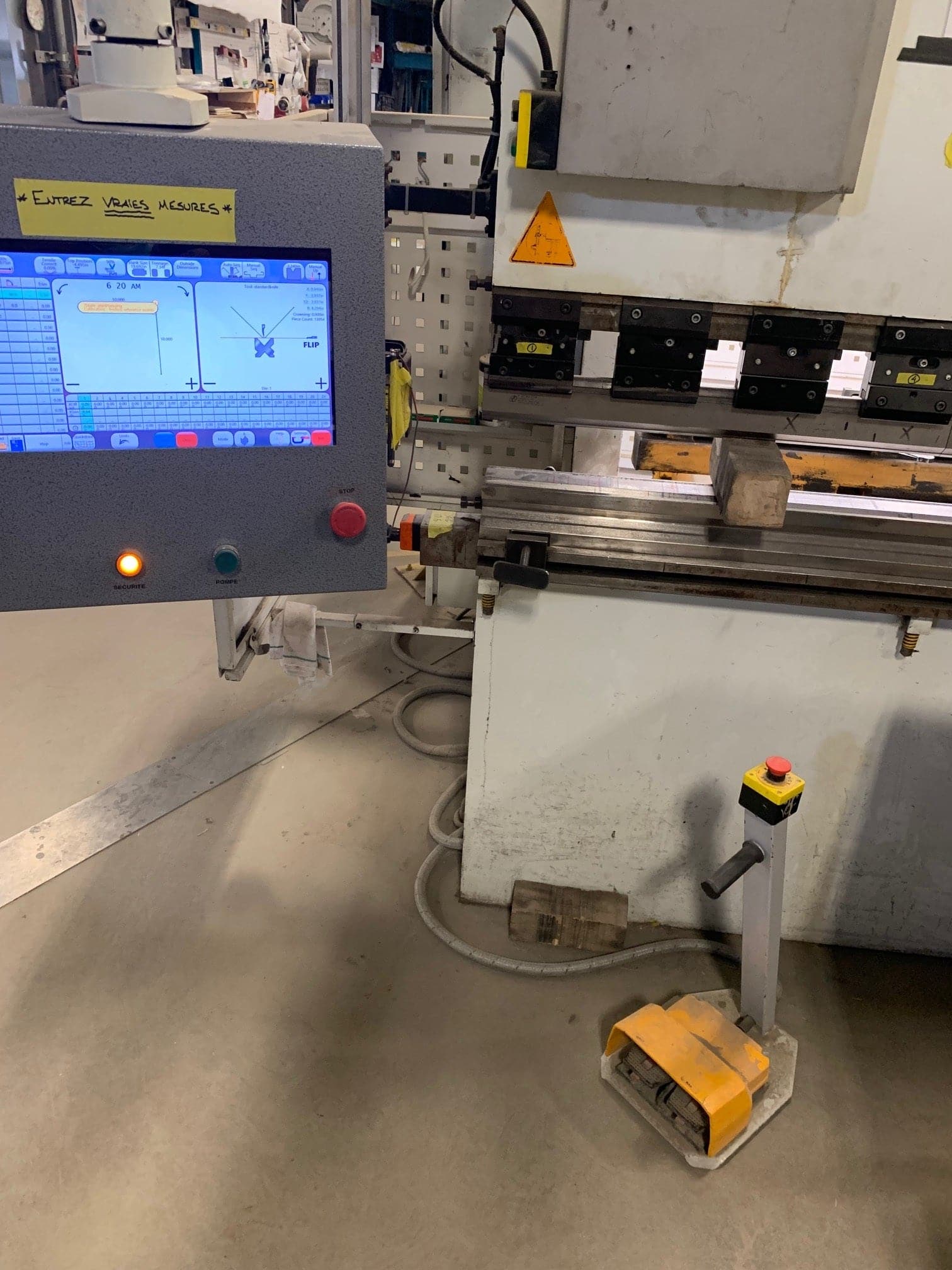 220 Ton x 13' Ermak CNCHAP Press Brake, 2006 - Upgraded Touch Screen Control, Tooling Included - Image 3