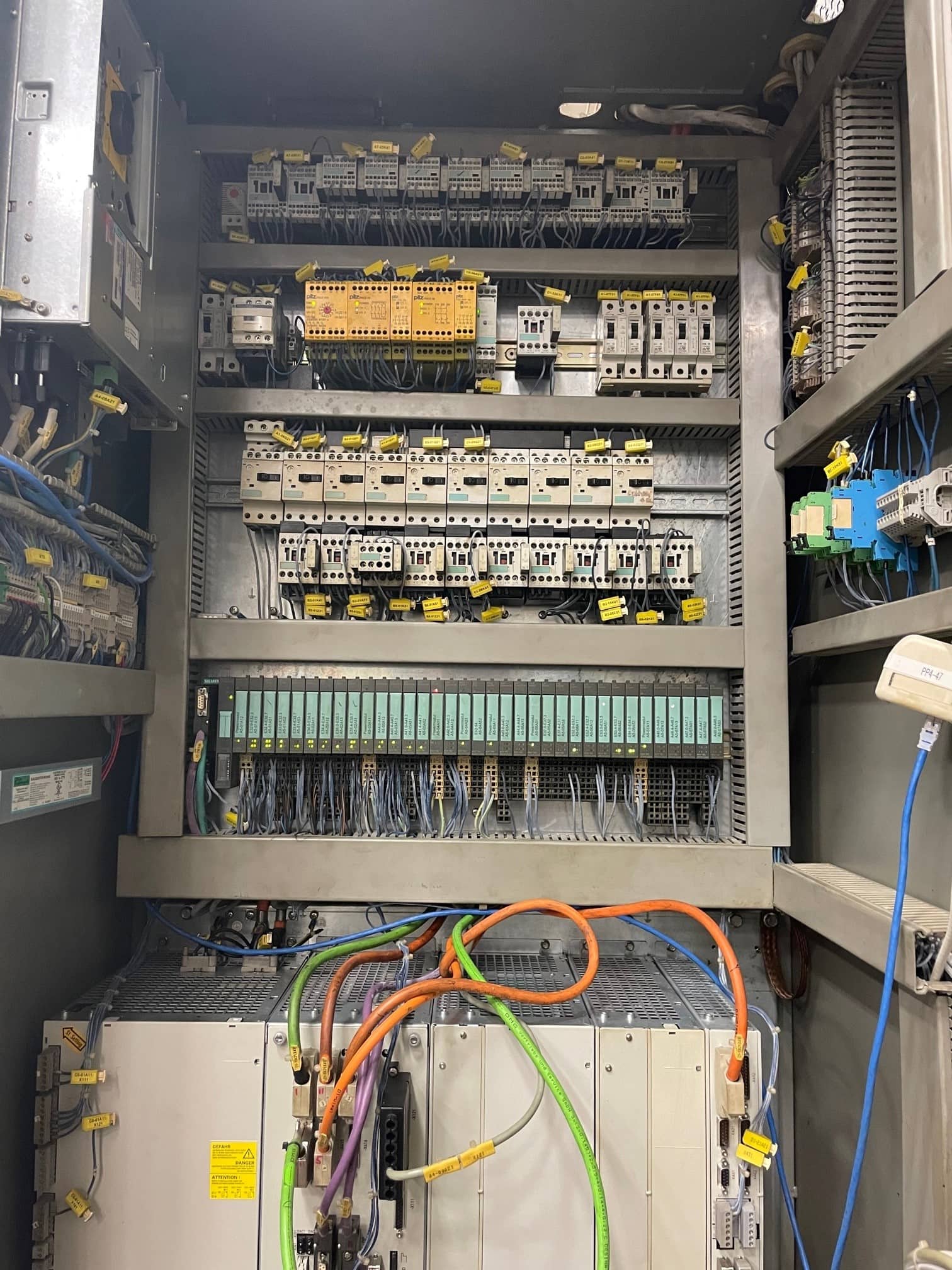 Deckel Maho DMC 64V VMC, 2003- Chip Conveyor, 4th Axis Wired - Image 7