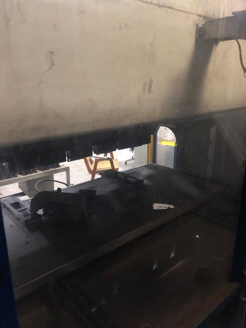 66 Ton x 6.5' Trumpf TrumaBend C60 CNC Press Brake, 2001 - Backgauge, Light Curtains - Image 5
