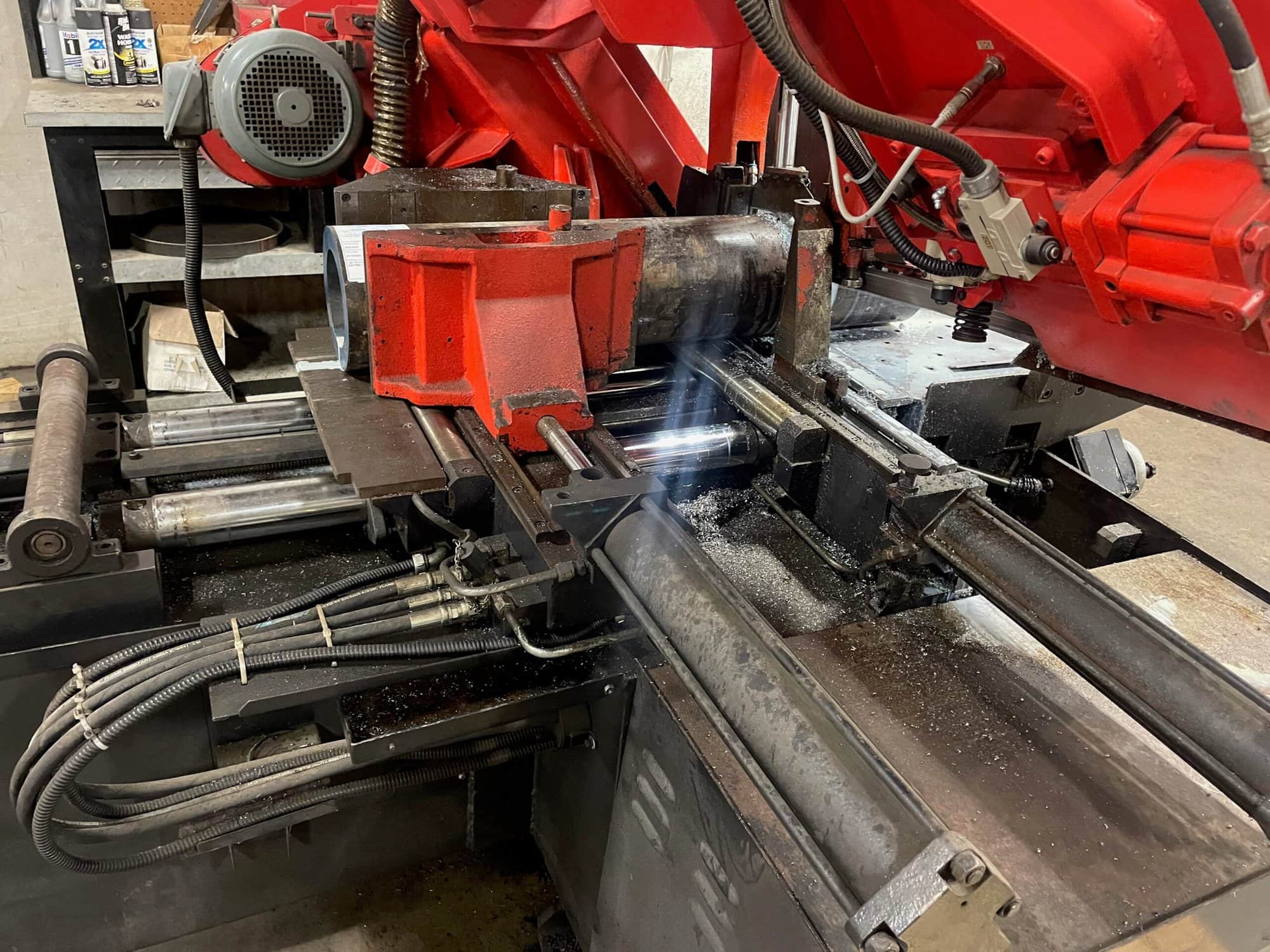 16.3" x 16.3" Amada HA400W Automatic Horizontal Band Saw, 2012 - Image 2