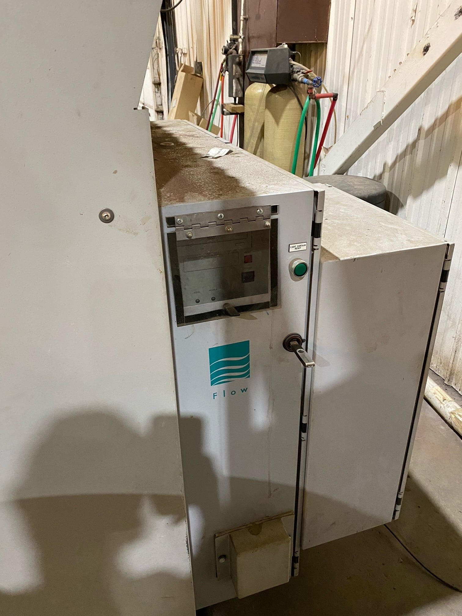 6' x 12' Flow IFB Waterjet, 2007- 87,000 PSI - Image 8