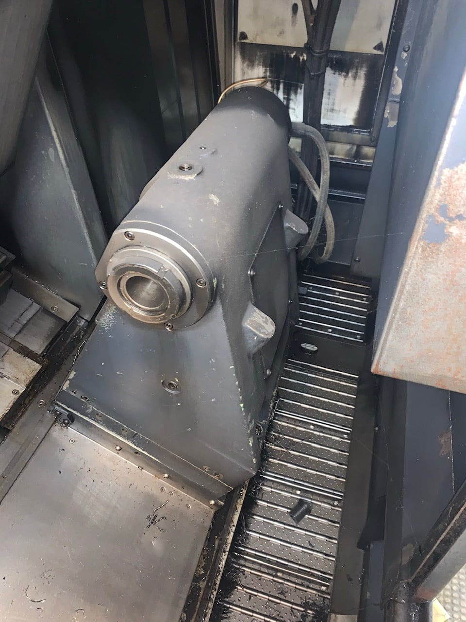 Doosan Puma 2600M CNC Lathe, 2012 - Live Tooling, Chip Conveyor, Tailstock - Image 5