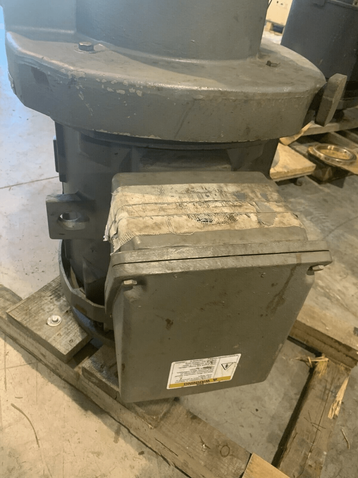 GE Vertical Motor Electric Motor - 75HP - Image 2