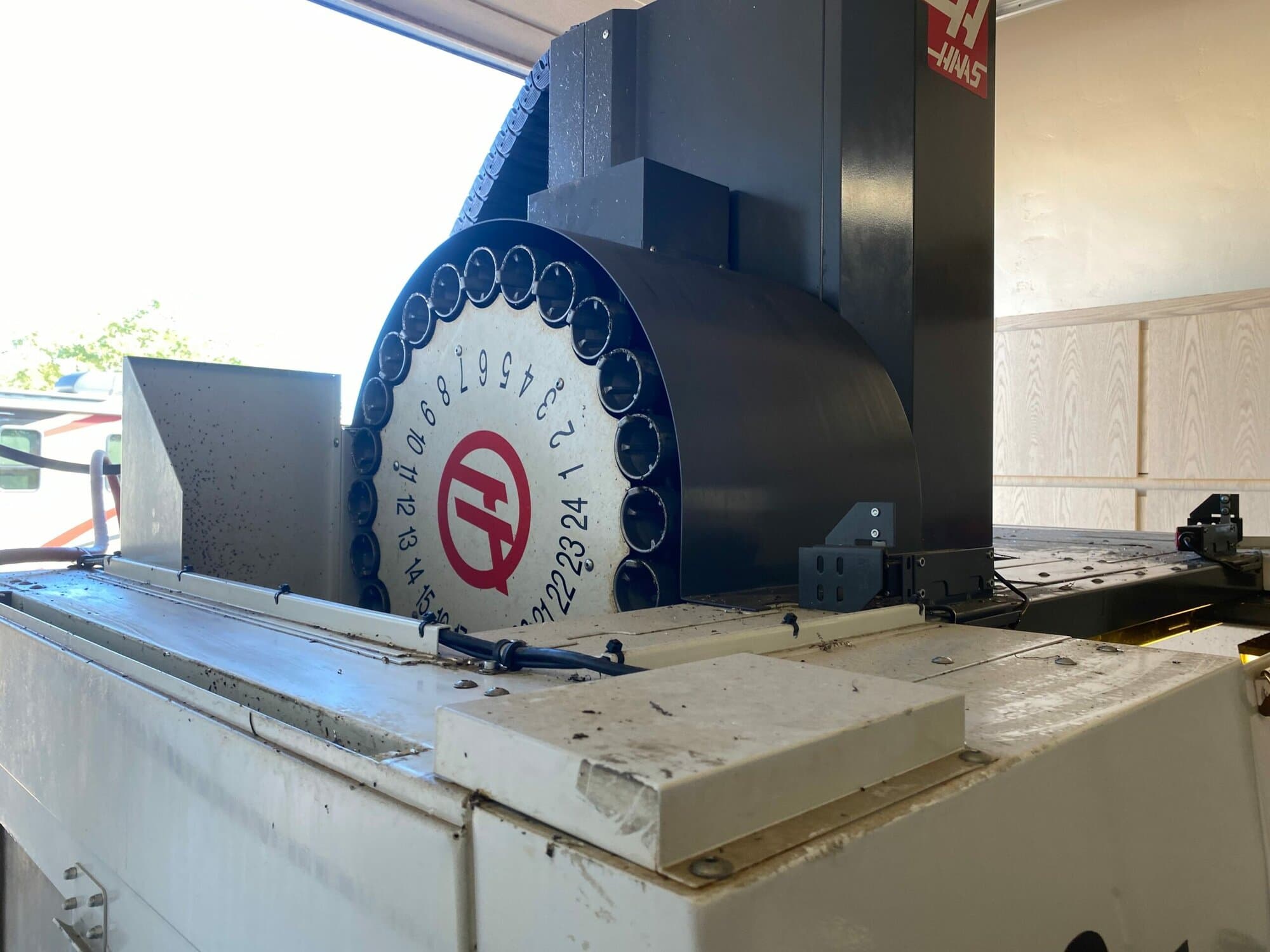 Haas VF-2YT VMC,2012 - 4th Wired, Renishaw Probe, P-cool - Image 4