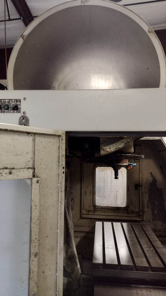 Litz HiTech CV-1000 VMC, 2006 - Thru Spindle Coolant, Chip Conveyor - Image 8