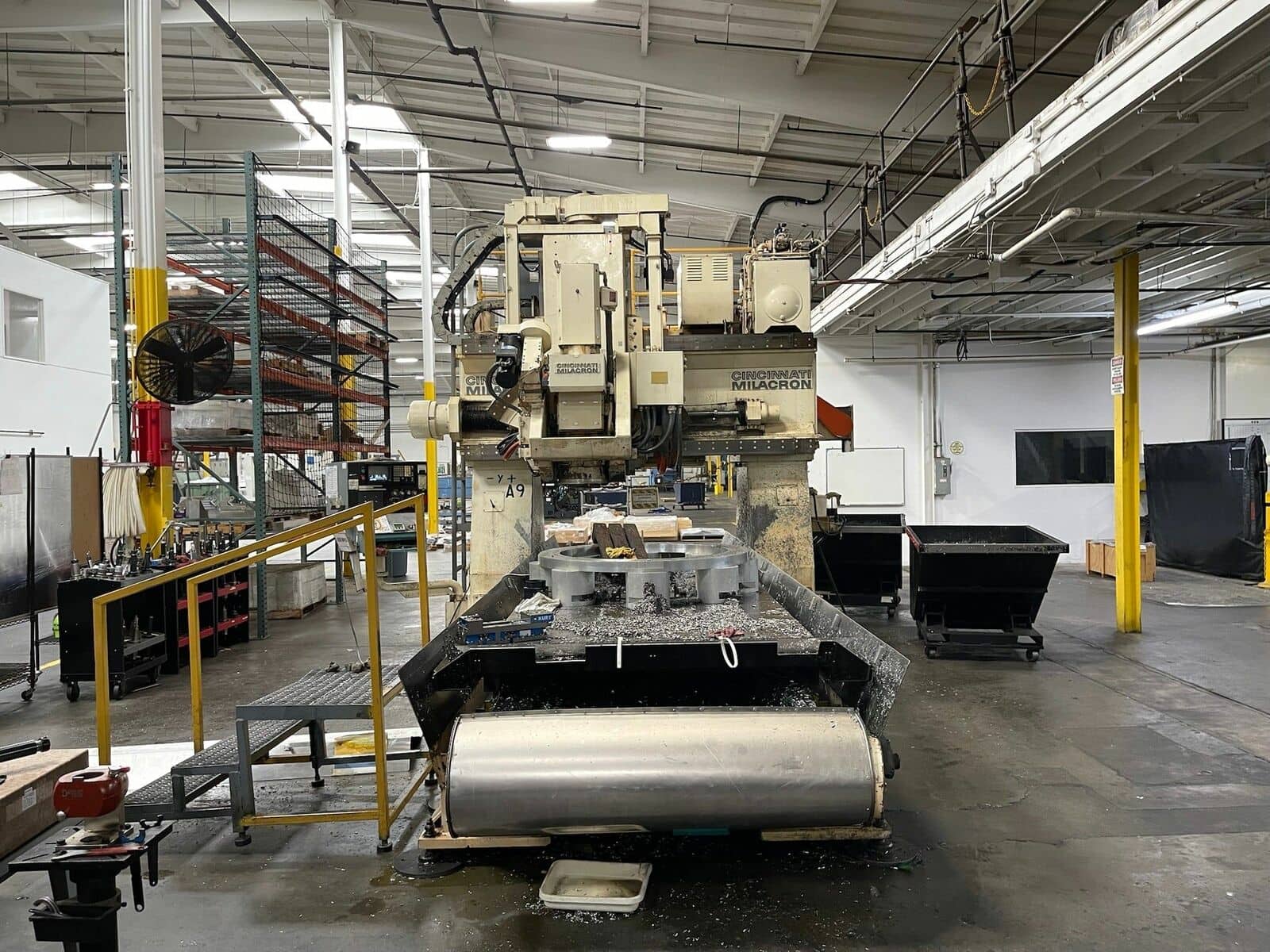 Cincinnati Milacron 30V 5-Axis Bridge Profiler - Aerospace Facility, Under Power, Offers Welcome - Image 2