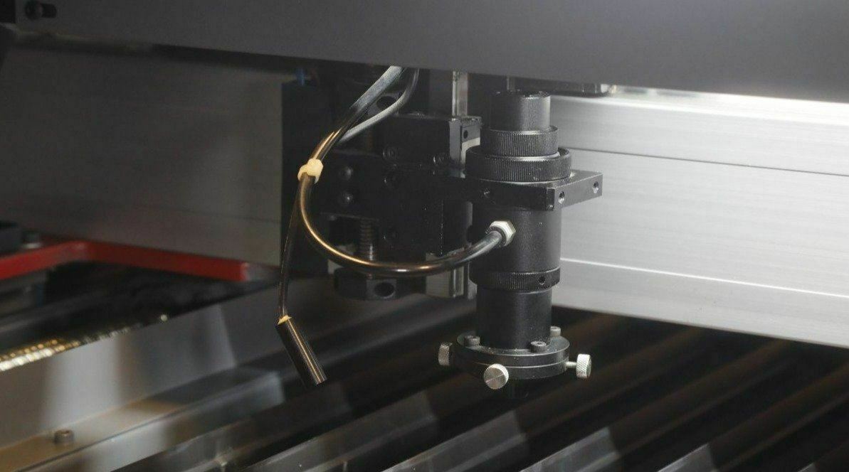 150 Watt Mintech MC-2500 CO2 Hi Performance Laser Cutting & Engraving System 2021 - 4x8 Table, Machine is new and comes with full manufacturer’s warranty! - Image 10