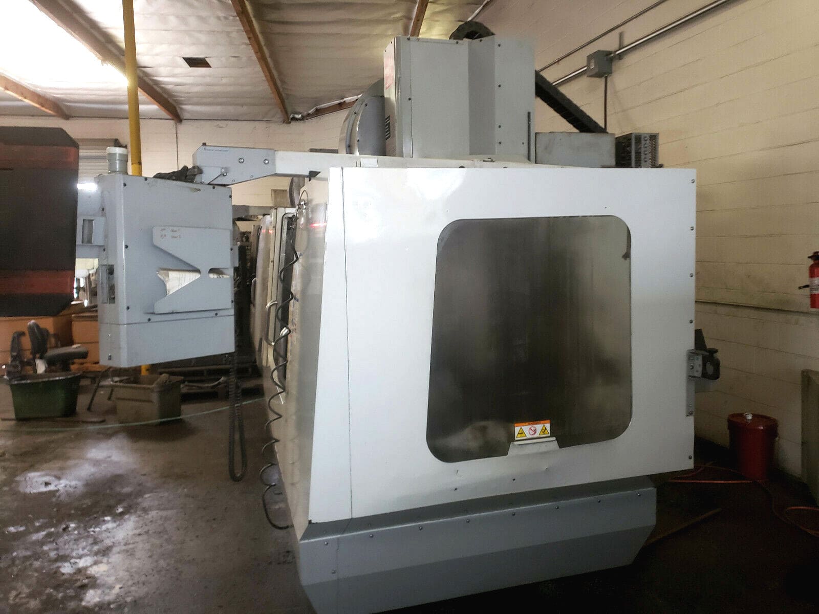 Haas VF-5XT 5 Axis VMC, 2007 - 40 Tool SMTC - Haas 310 Trunnion Available at Addt'l Cost - Image 2