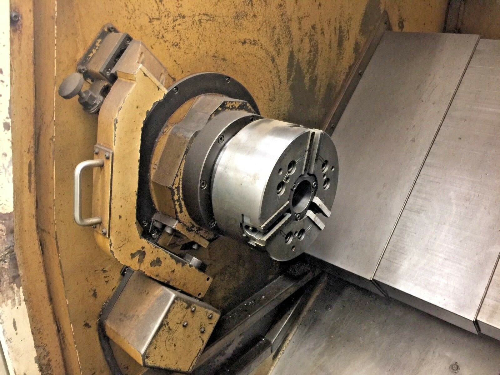 Hardinge Conquest CS-51 CNC Lathe 1992 - Image 4