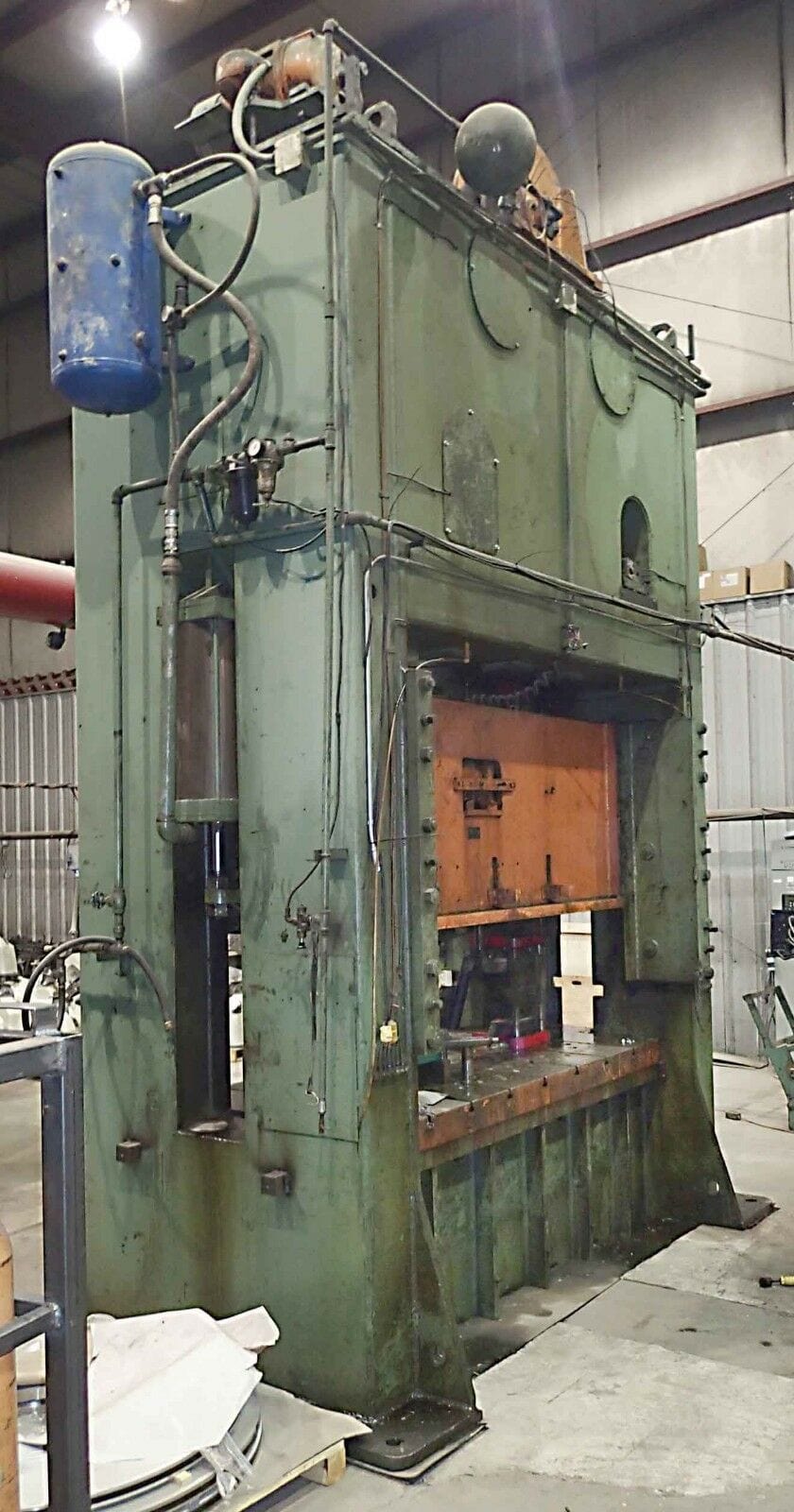 250 Ton Verson Model 250-S2-96 Straight Side Press- 42" x 96" Bed, 14" Stroke, 24" Shut - Image 6