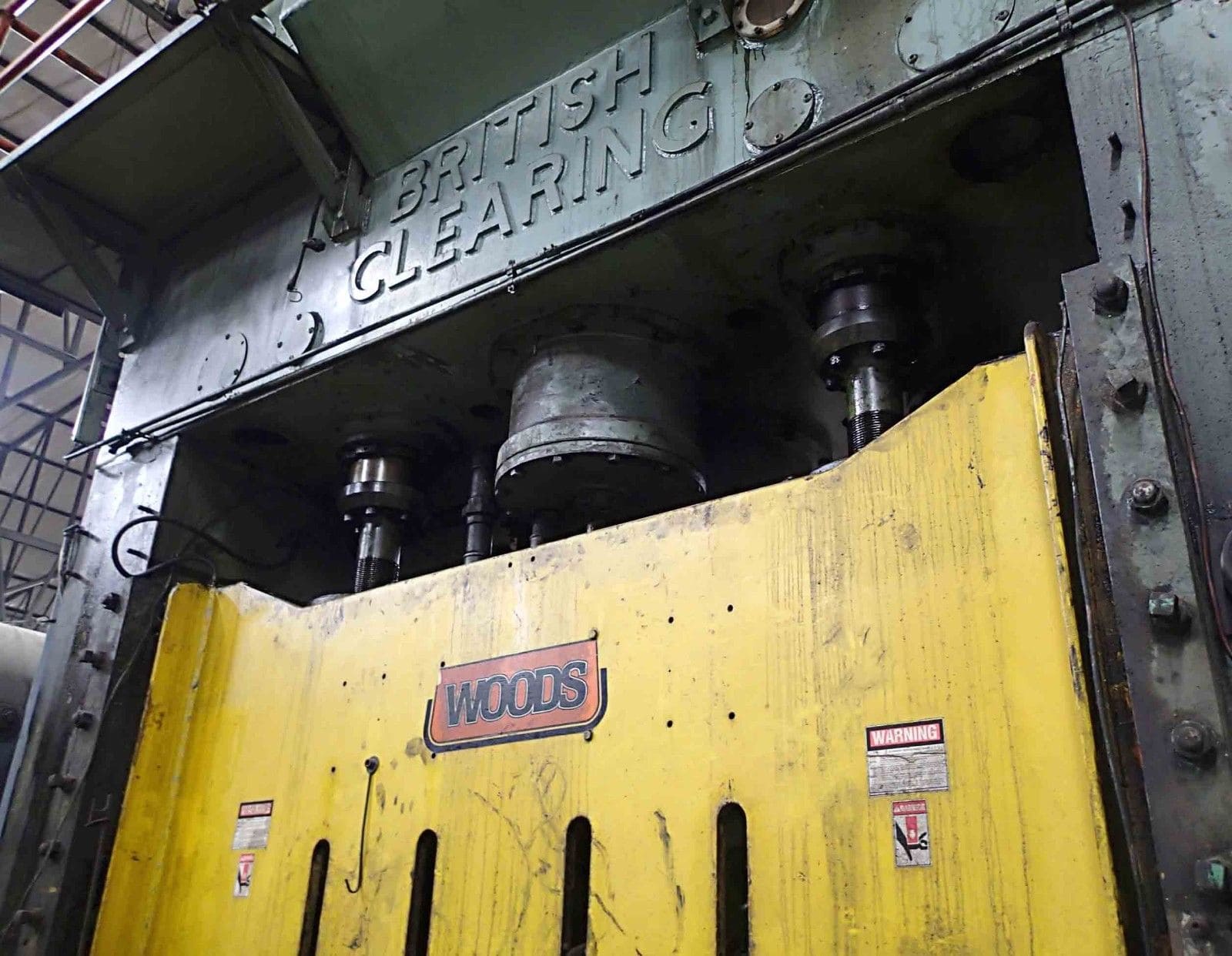 660 Ton British Clearing Model S4-650 108-64 Straight Side Press- 66" x 108" Bed, 18" Stroke, 48" Shut - Image 5