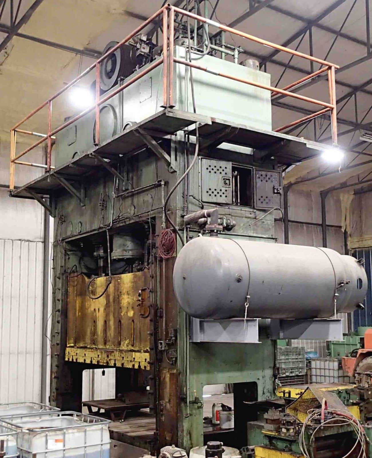 660 Ton British Clearing Model S4-650 108-64 Straight Side Press- 66" x 108" Bed, 18" Stroke, 48" Shut - Image 9