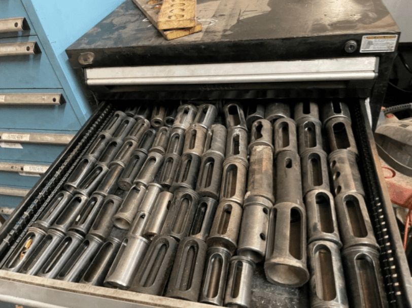 Doosan Puma 400L CNC Lathe, 2005 - Tool Presetter, Steady, Programmable Tailstock, Tooling - Image 6
