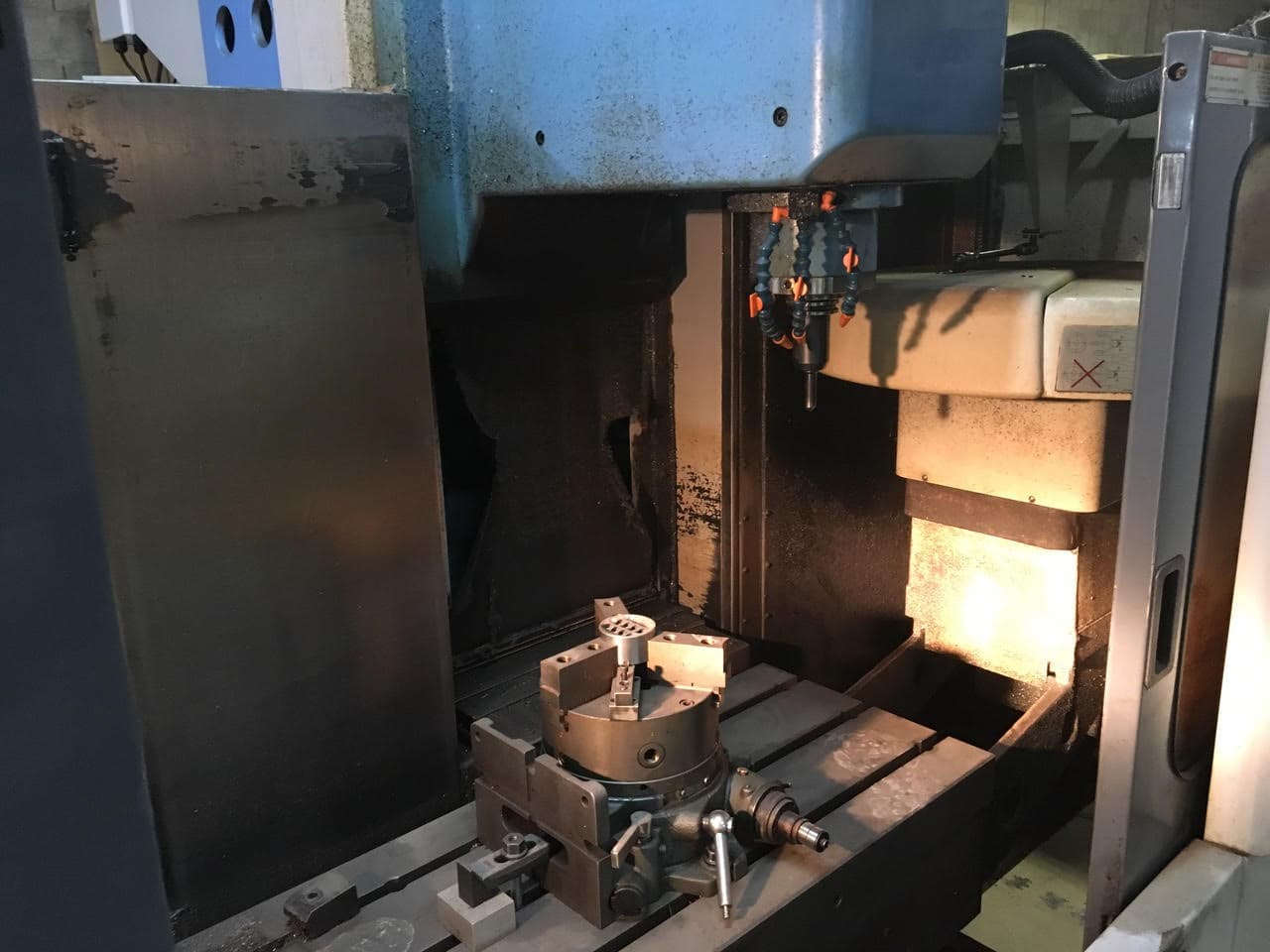 Mazak VTC-16B CNC Vertical Machining Center, 1995 - Image 4