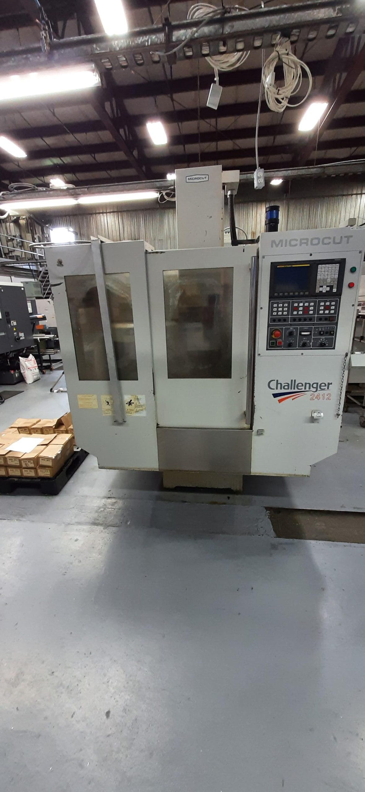 Microcut Challenger MCV-2412 VMC, 2004 - Fanuc Control