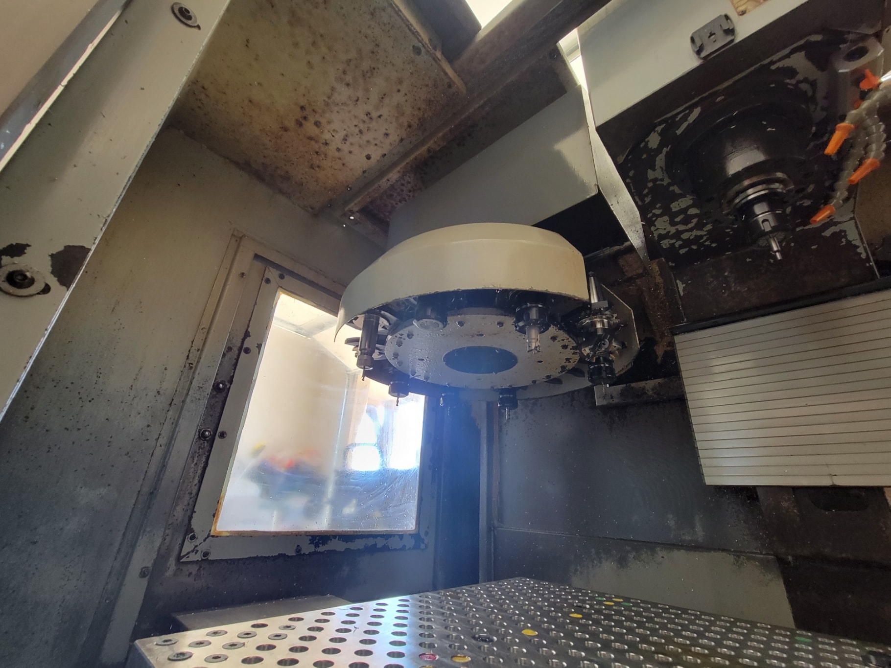 Sharp SV-2412 VMC, 2005 - 4th Axis Wired, Rigid Tapping - Image 3