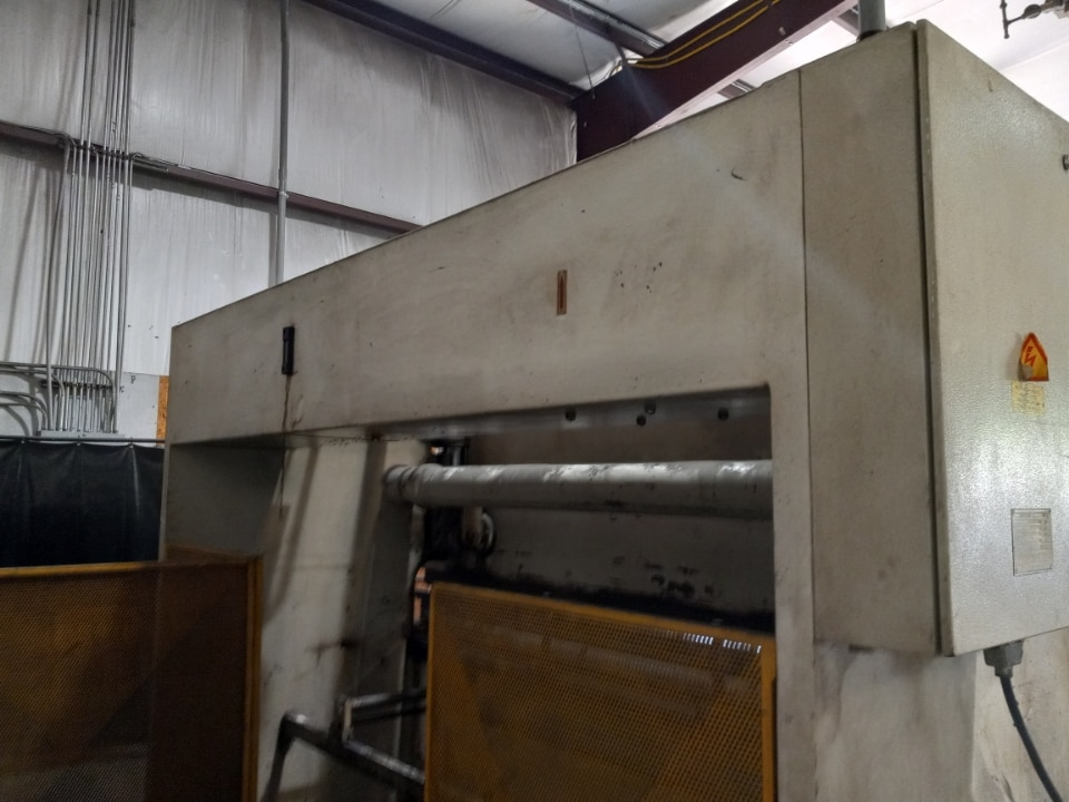 220 Ton x 12' Durma HAP 37200 Press Brake, 1997 - Single Axis Backgauge Control - TOOLING INCLUDED! - Image 4