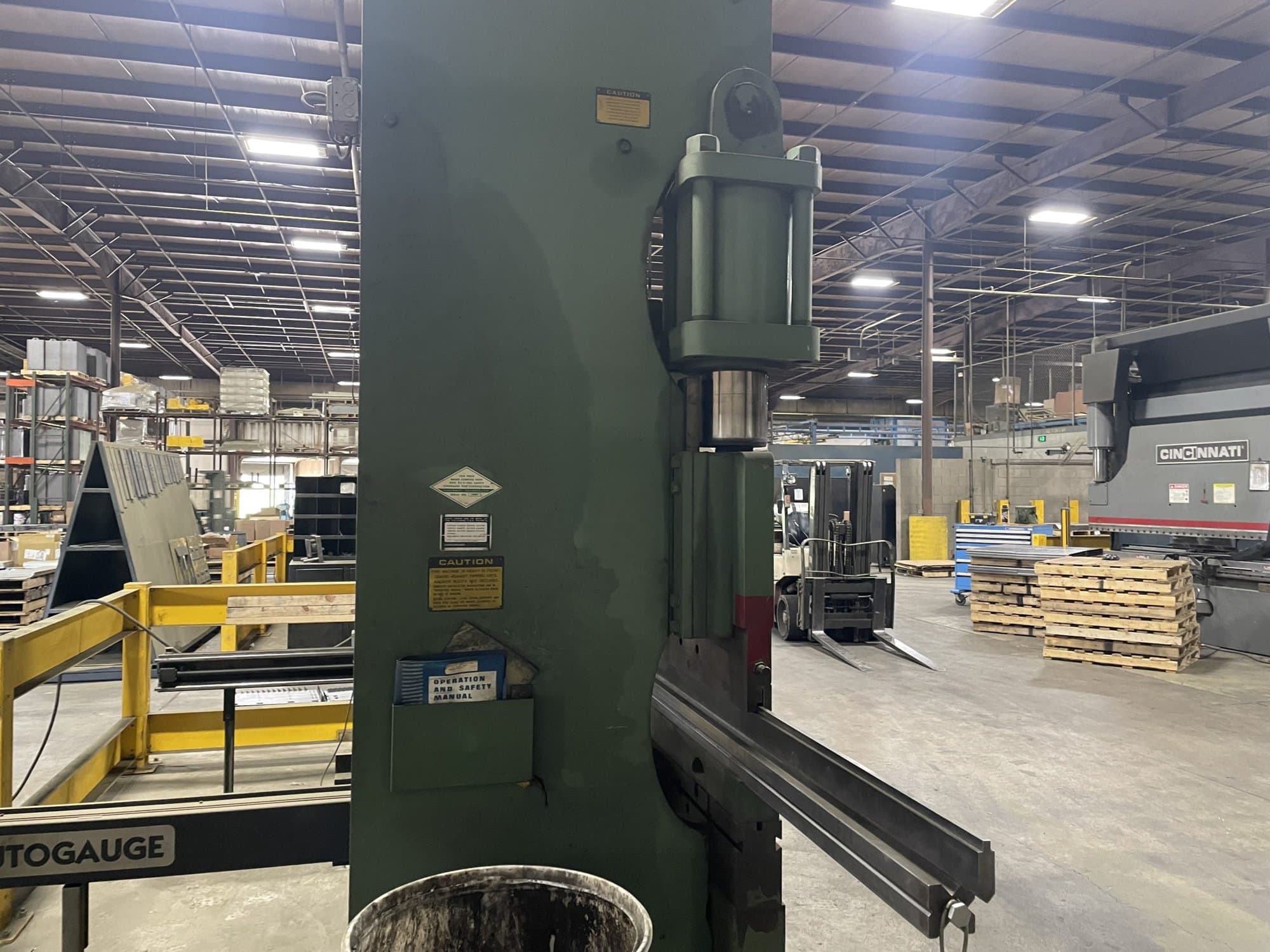 175 Ton x 12' Cincinnati 175CB x 10 CNC Press Brake - Image 6