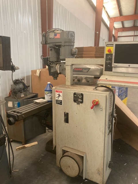 Bridgeport V2XT CNC Vertical Knee Mill, 1999- 3-Axis - Image 6