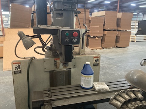 Bridgeport V2XT CNC Vertical Knee Mill, 1999- 3-Axis - Image 2