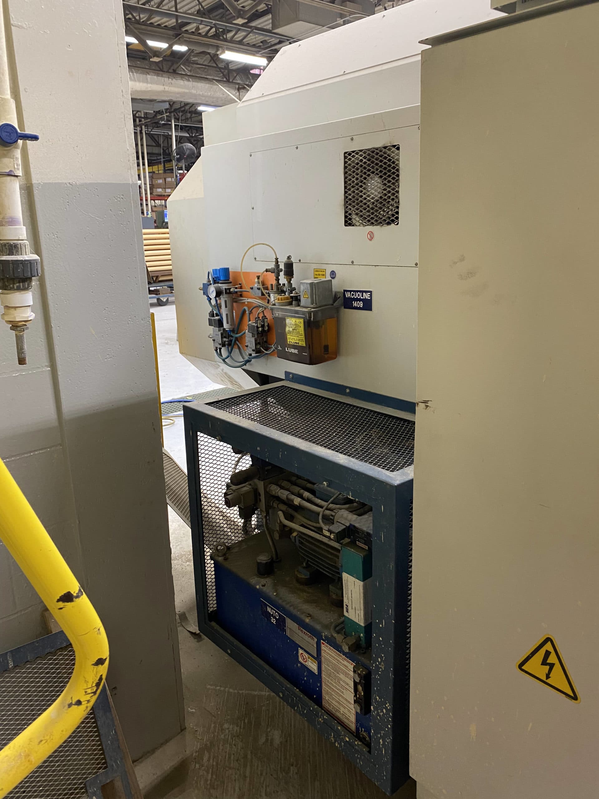 Romi E 320B CNC Lathe, 2005- Fanuc 18iTB, Live tooling, Sub Spindle - Image 12