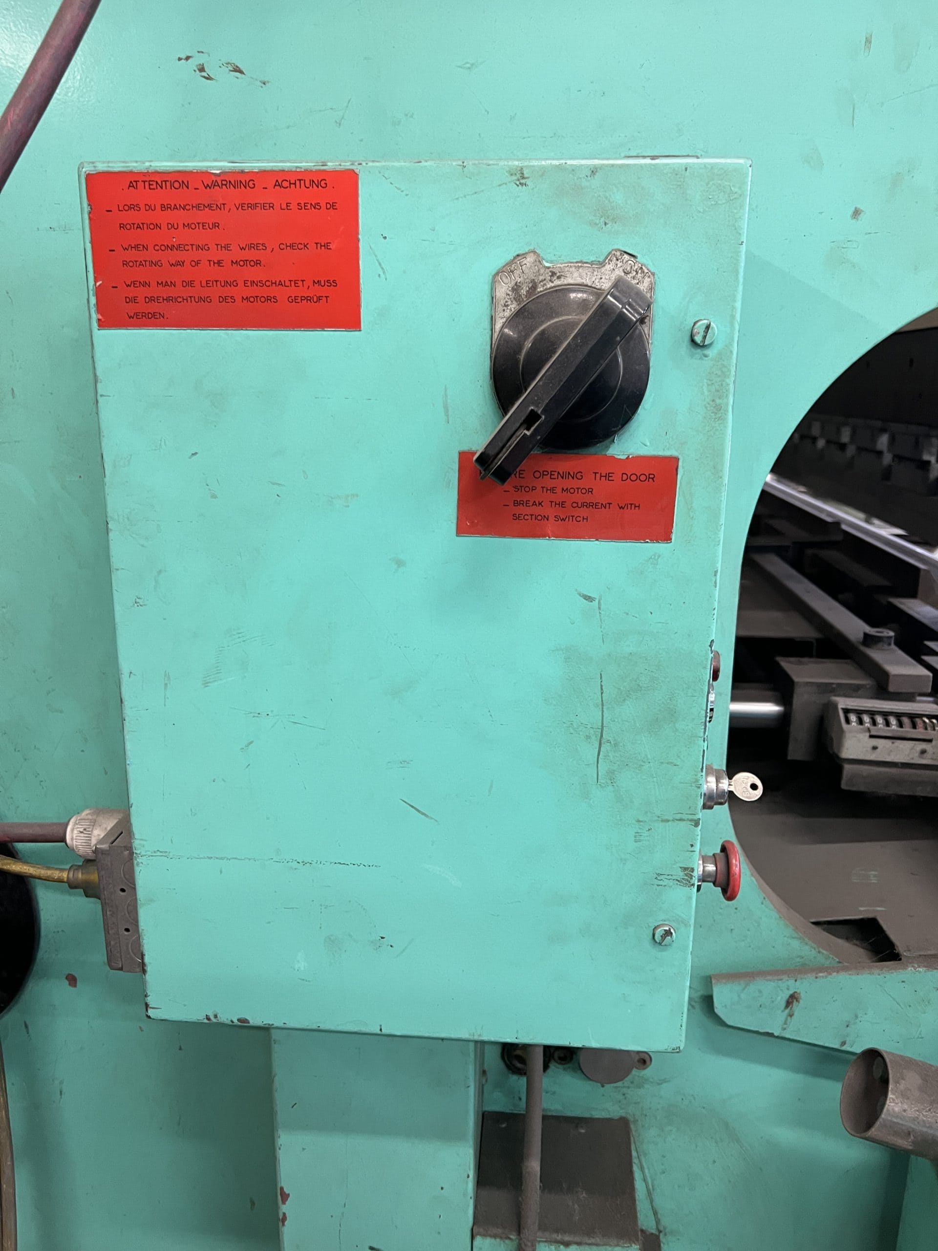 100 Ton x 13' Promecam (Amada) RG-104 Hydraulic Press Brake, 1977 - Flush Floor Design, Lot's of Tooling Included - Image 4
