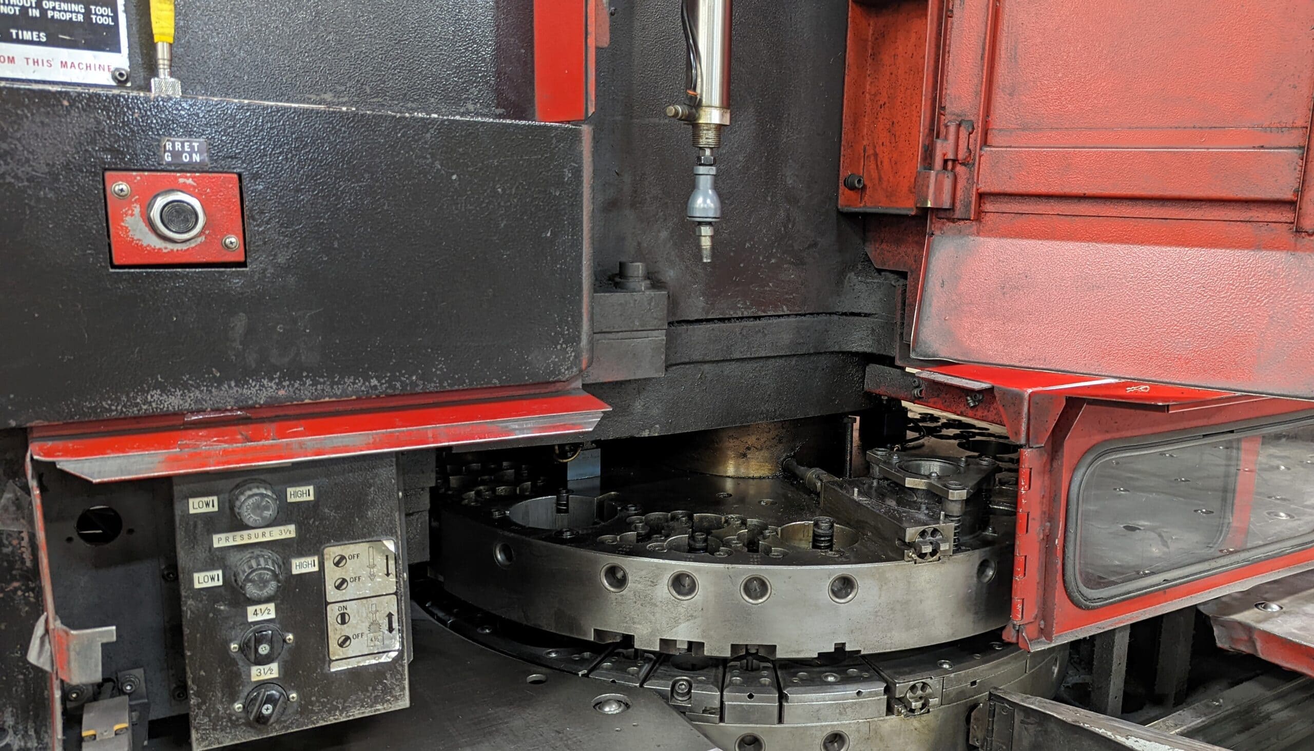 33 ton Amada Pega 357 CNC Turret Punch, 1992 - Image 2